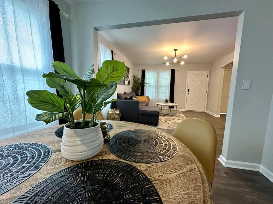 Cozy And Luxury Home 罗利 外观 照片