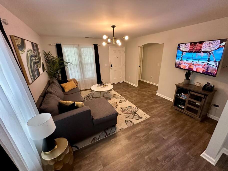 Cozy And Luxury Home 罗利 外观 照片