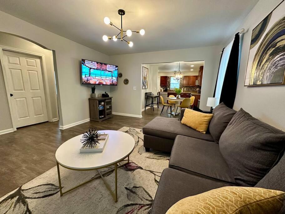 Cozy And Luxury Home 罗利 外观 照片