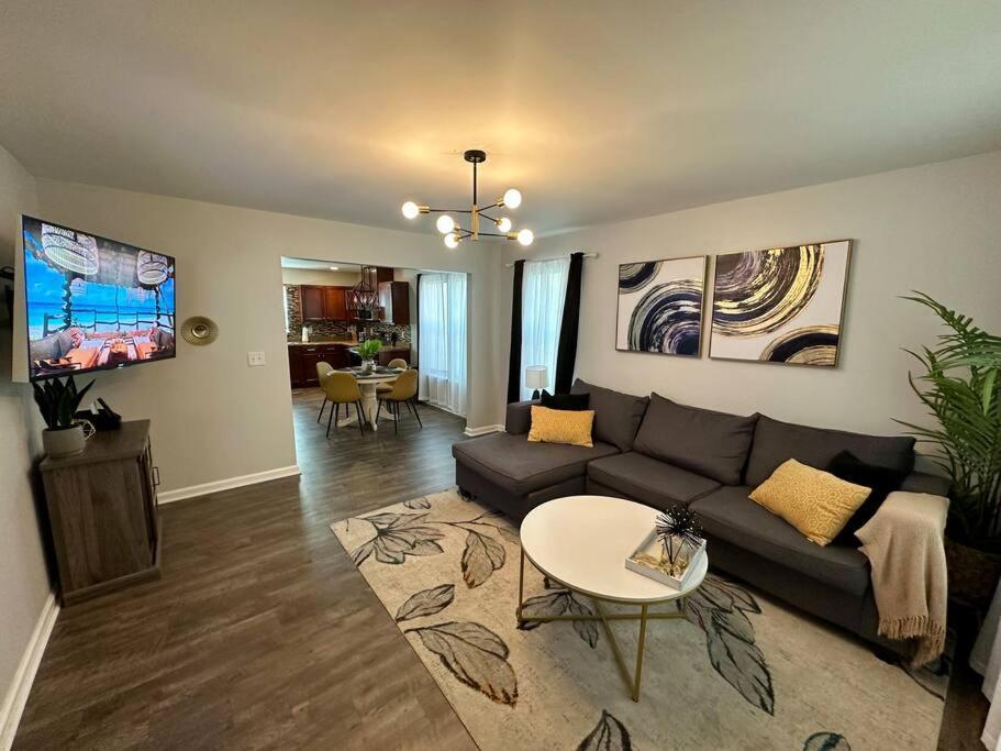 Cozy And Luxury Home 罗利 外观 照片